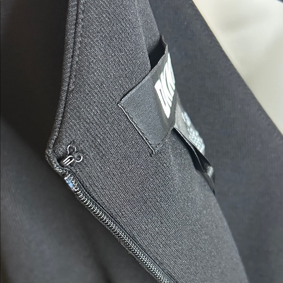 DKNY Elegant Black Asymmetrical Dress - Picture 13 of 15